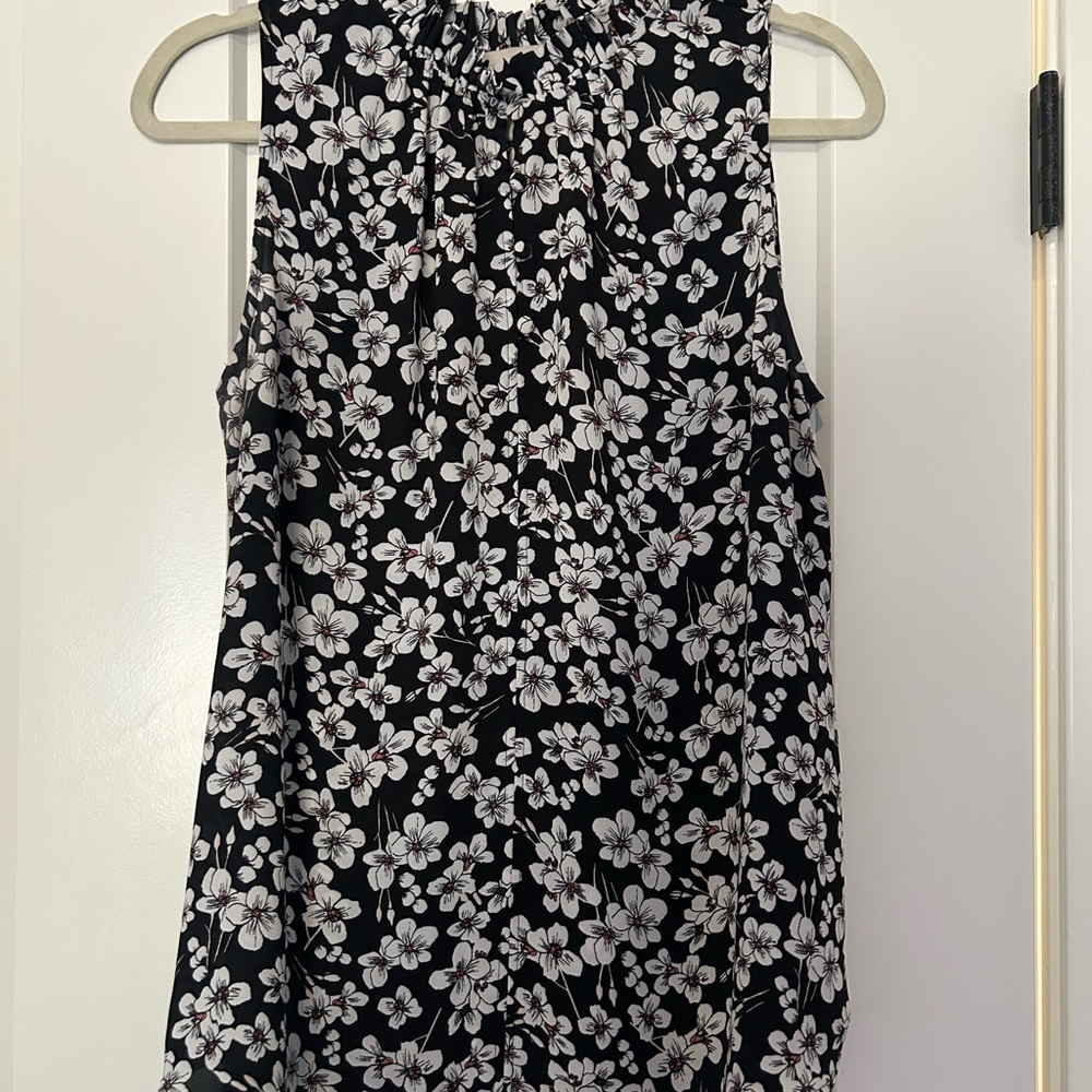 LOFT Black and White Floral Blouse